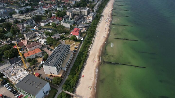 Gdzie warto jechać na weekend we dwoje nad polskie morze? Odkryj urokliwy hotel nad Bałtykiem